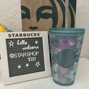 ⭐️ Starbucks Iridescent Mermaid Scale Grande Tumbler 🧜‍♀️